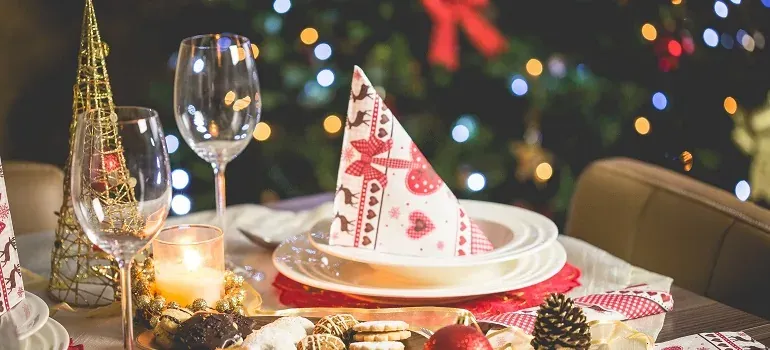 Festive Christmas dinner table setting