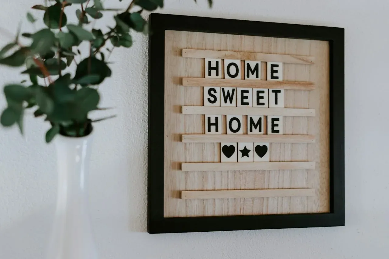Real estate agent reviewing home listings with buyers in New Jersey